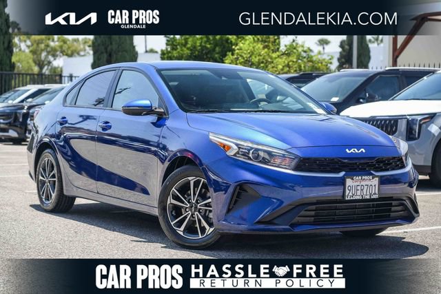 Used 2023 Kia Forte LXS w/ LXS Technology Package FWD image 1