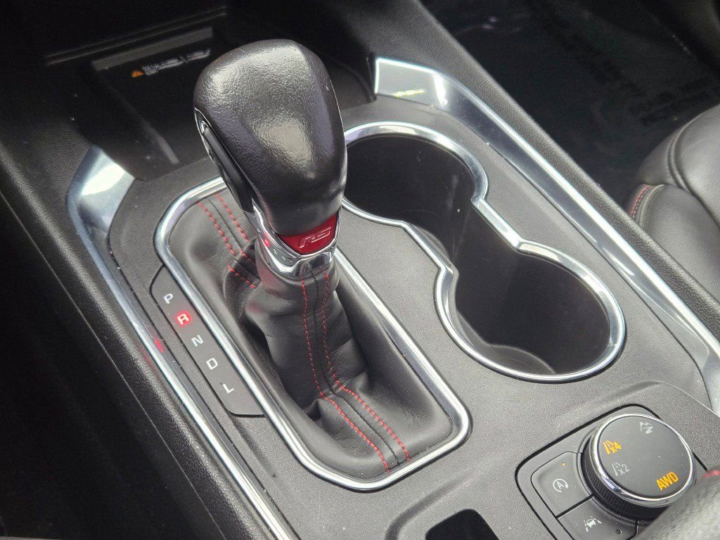 Used 2022 Chevrolet Traverse RS w/ LPO, Floor Liner Package AWD/4WD image 34