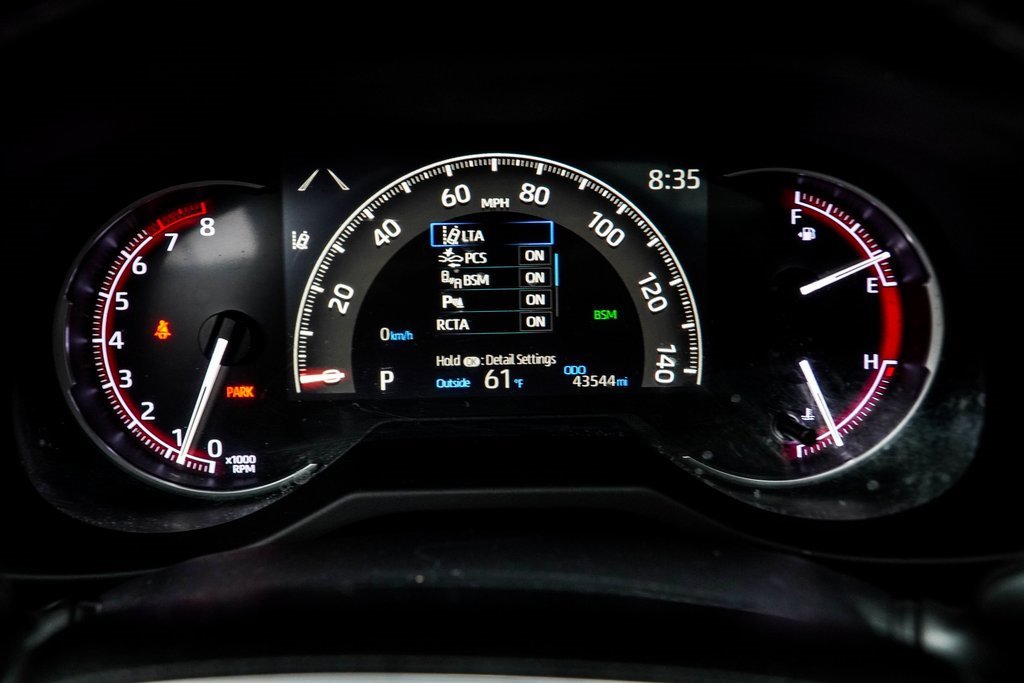 Used 2019 Toyota RAV4 Limited image 30