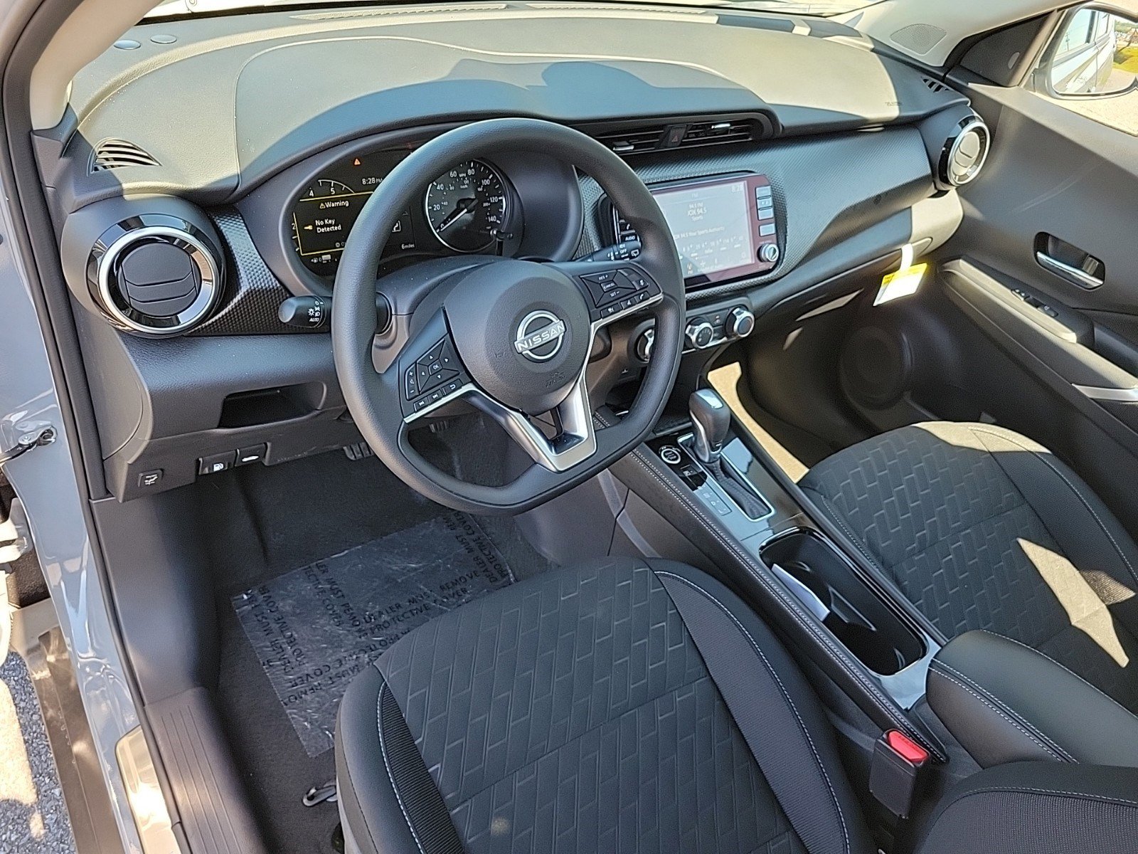 New 2024 Nissan Kicks SV w/ Interior Electronics Package image 11