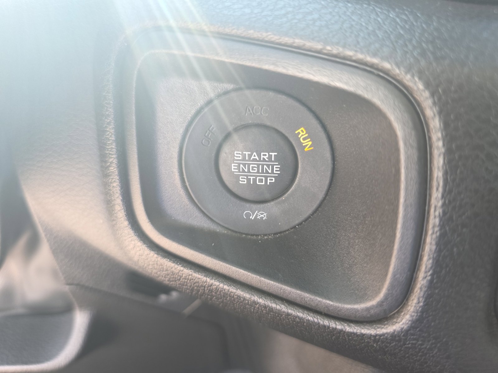 Used 2024 Jeep Wrangler Willys image 30