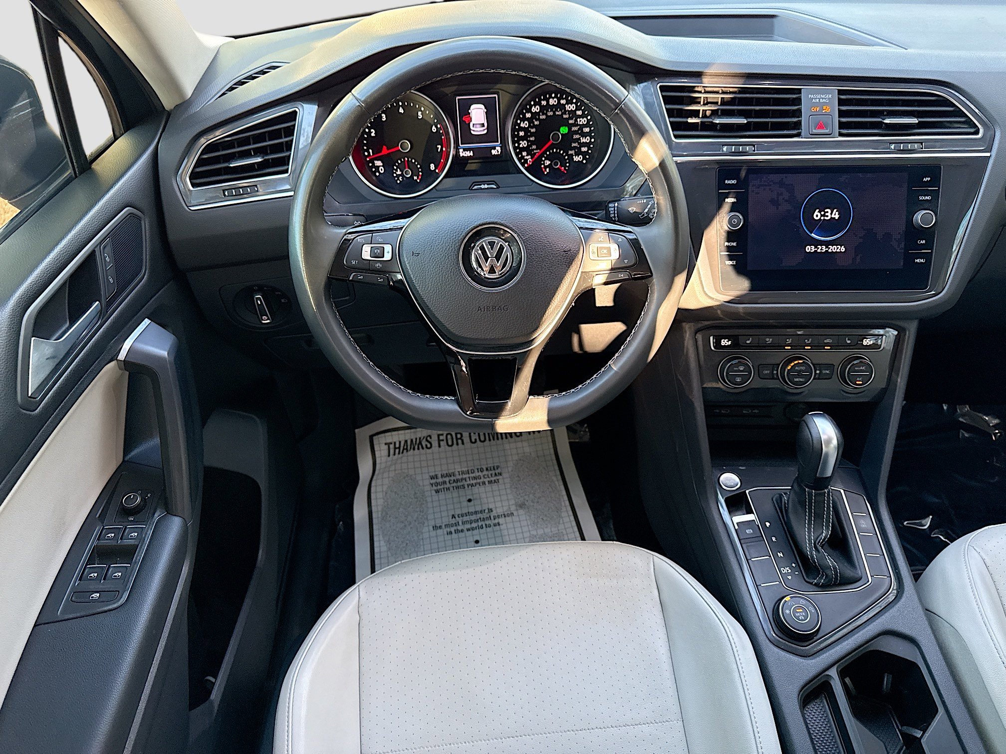 Used 2021 Volkswagen Tiguan SE w/ Panoramic Sunroof Package image 15