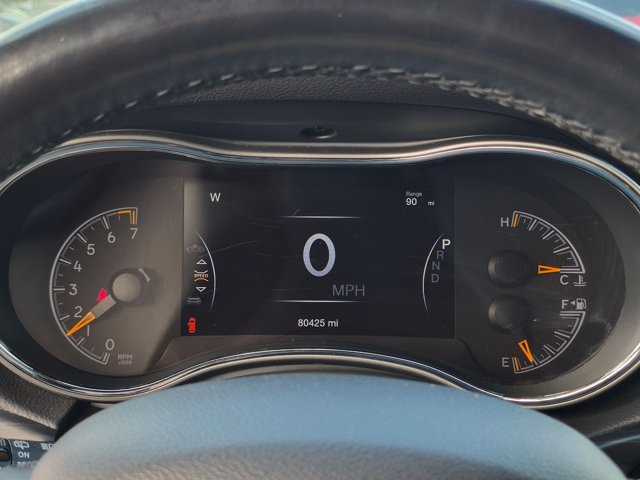Used 2019 Jeep Grand Cherokee Altitude RWD image 6