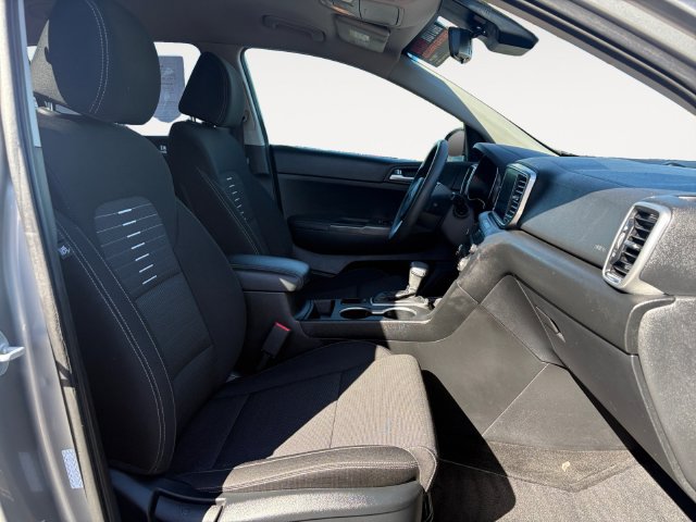 Used 2022 Kia Sportage LX w/ LX FWD Value Edition Package image 15