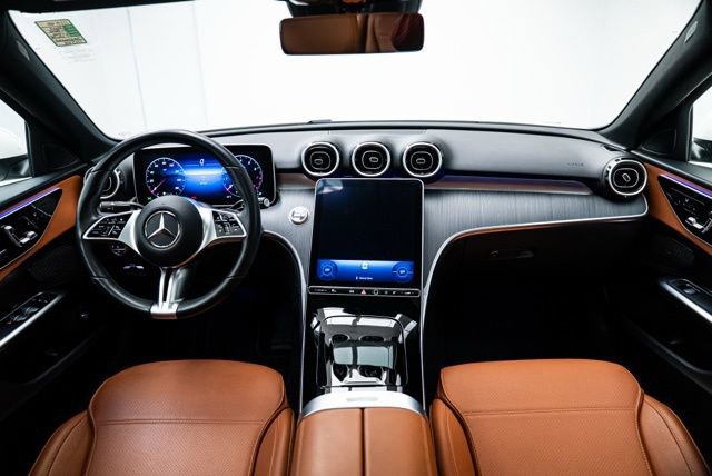 Used 2025 Mercedes-Benz C 300 4MATIC Sedan image 17