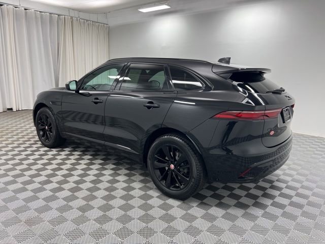 Used 2022 Jaguar F-PACE S image 7