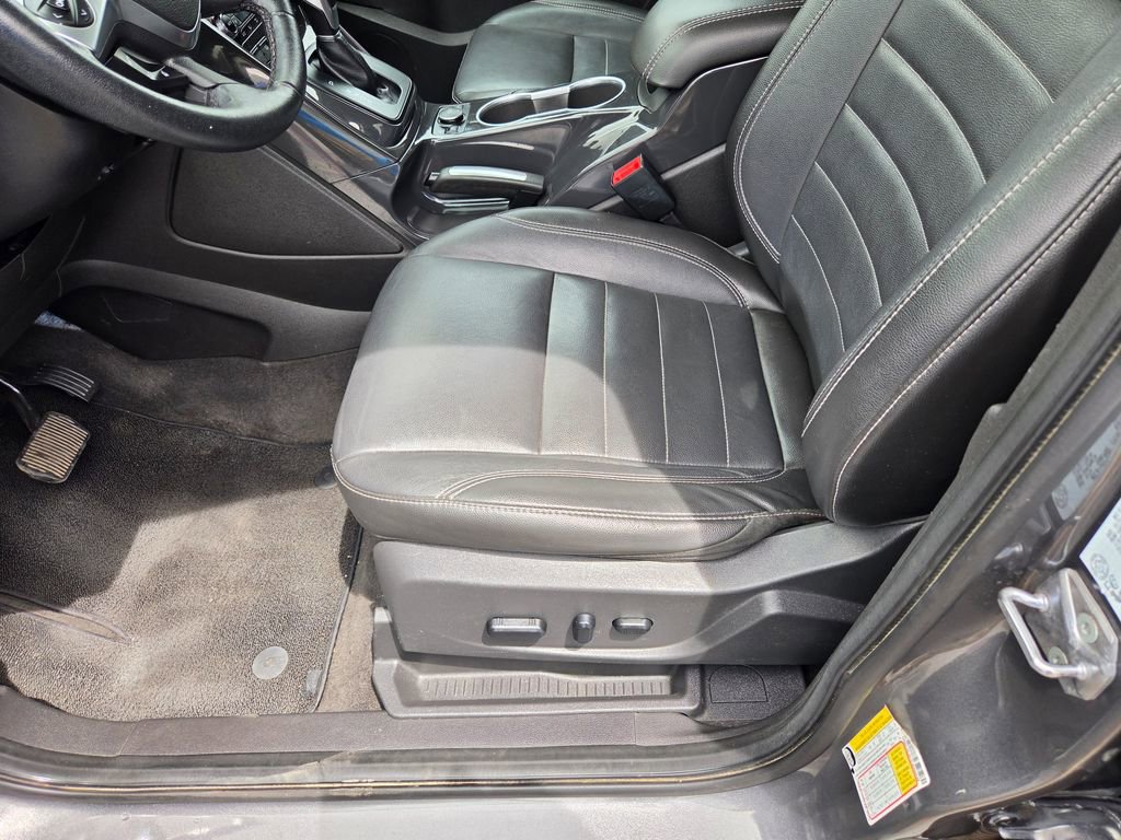 Used 2014 Ford Escape Titanium AWD/4WD image 22