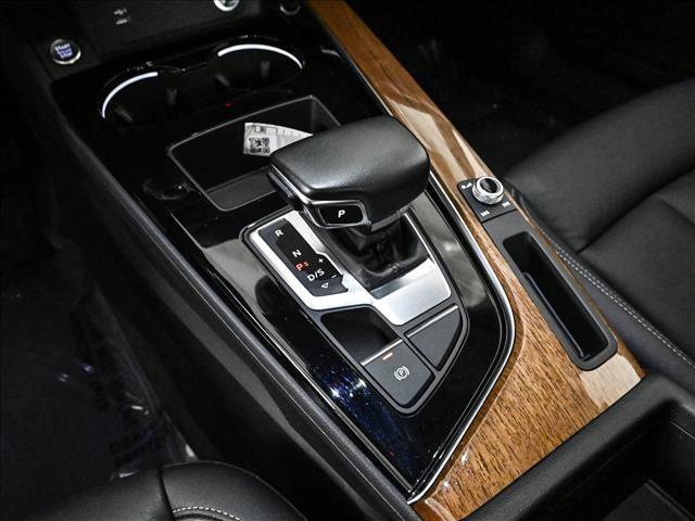 Used 2023 Audi A4 2.0T Premium w/ Convenience Package image 12