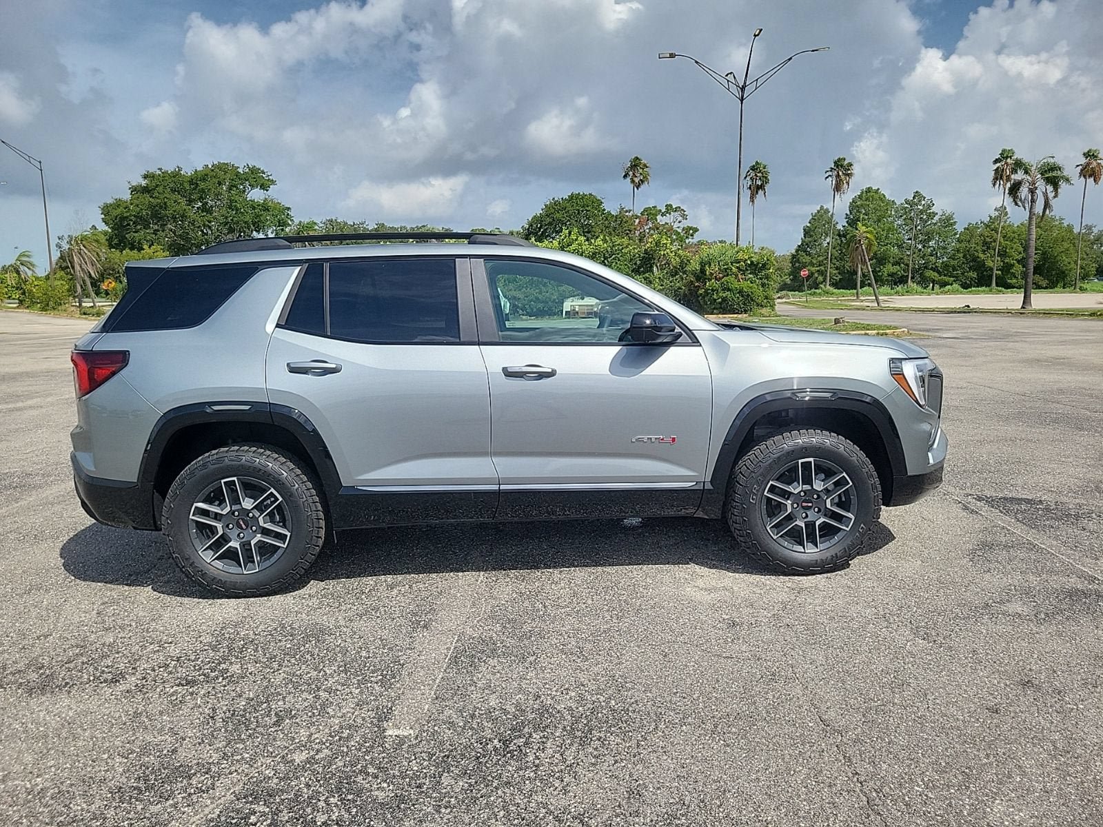 New 2026 GMC Terrain AT4 w/ Convenience Package III AWD/4WD image 4