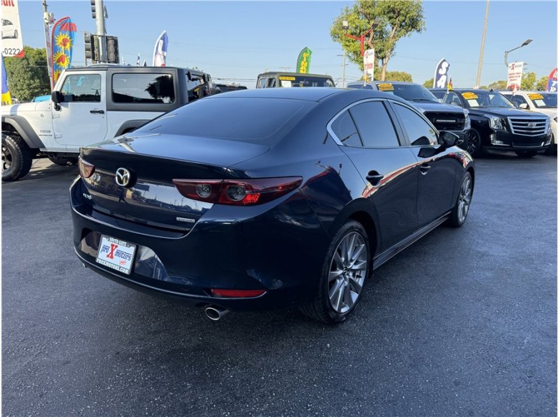 Used 2021 MAZDA MAZDA3 s image 6