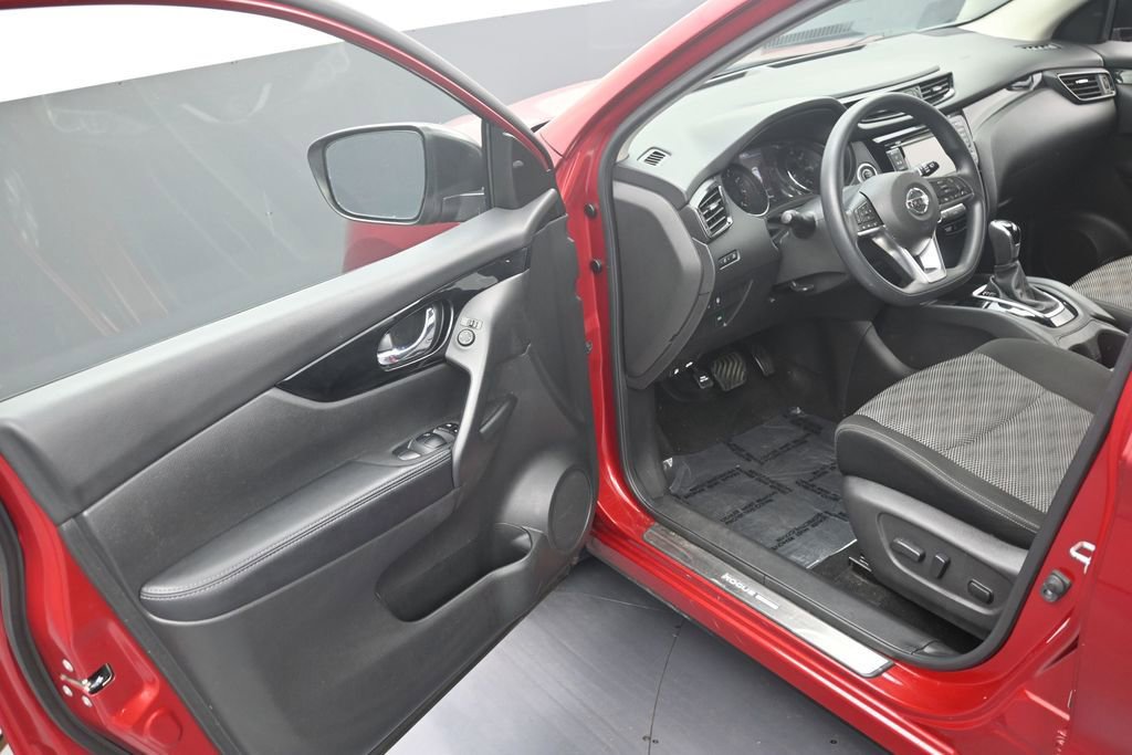 Used 2019 Nissan Rogue Sport SV FWD image 10