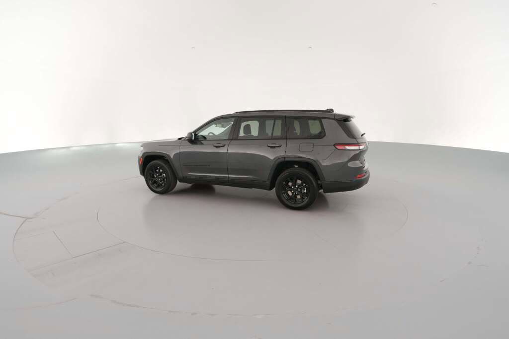 New 2025 Jeep Grand Cherokee L Laredo image 7