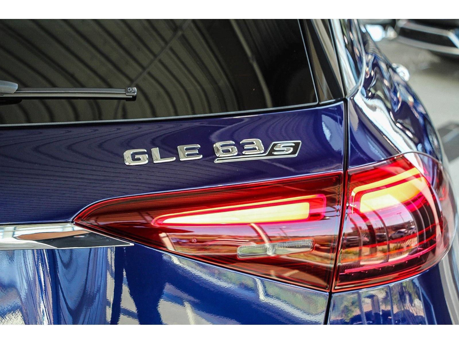 New 2026 Mercedes-Benz GLE 63 AMG S image 14