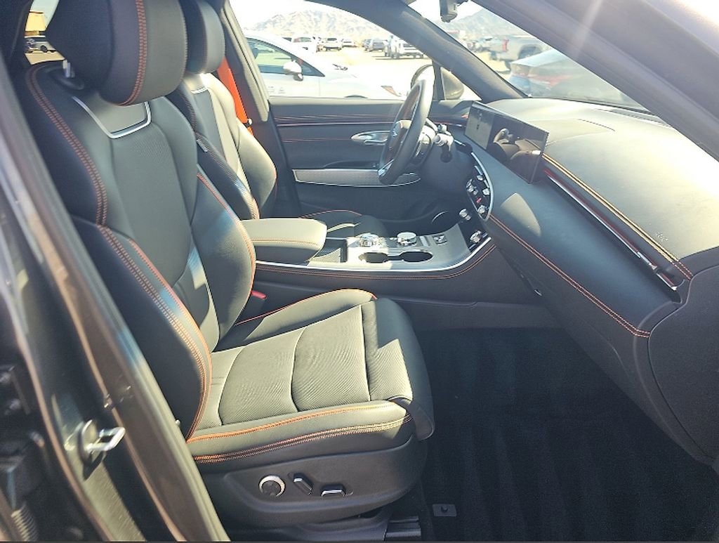 Used 2026 Genesis GV70 2.5T Sport Prestige image 14