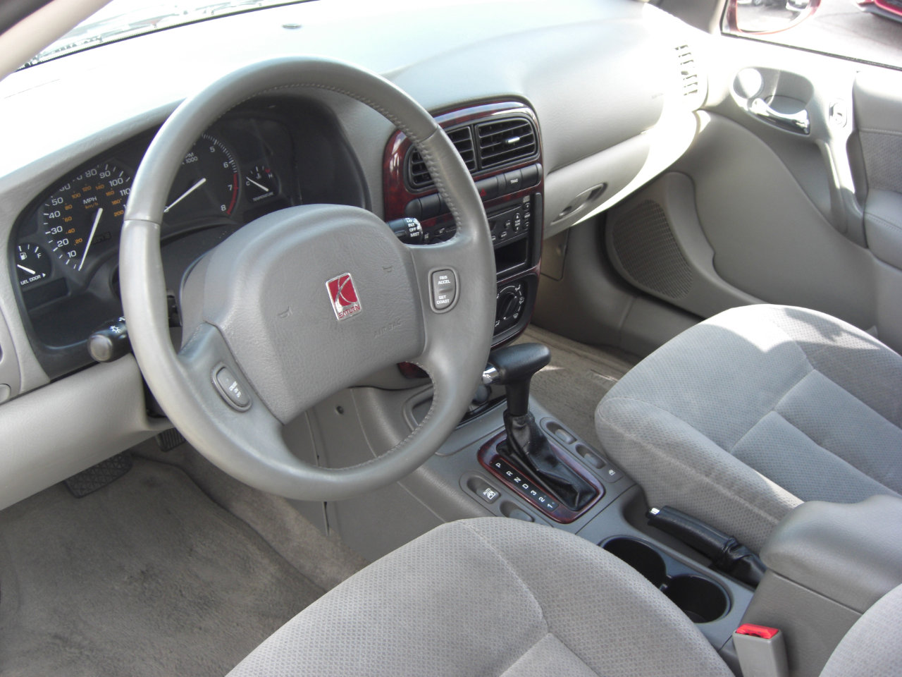 Used 2002 Saturn L-Series LW300 image 6