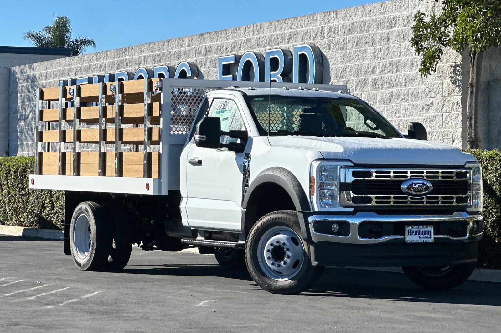 New 2025 Ford F550 2WD Regular Cab Super Duty image 2