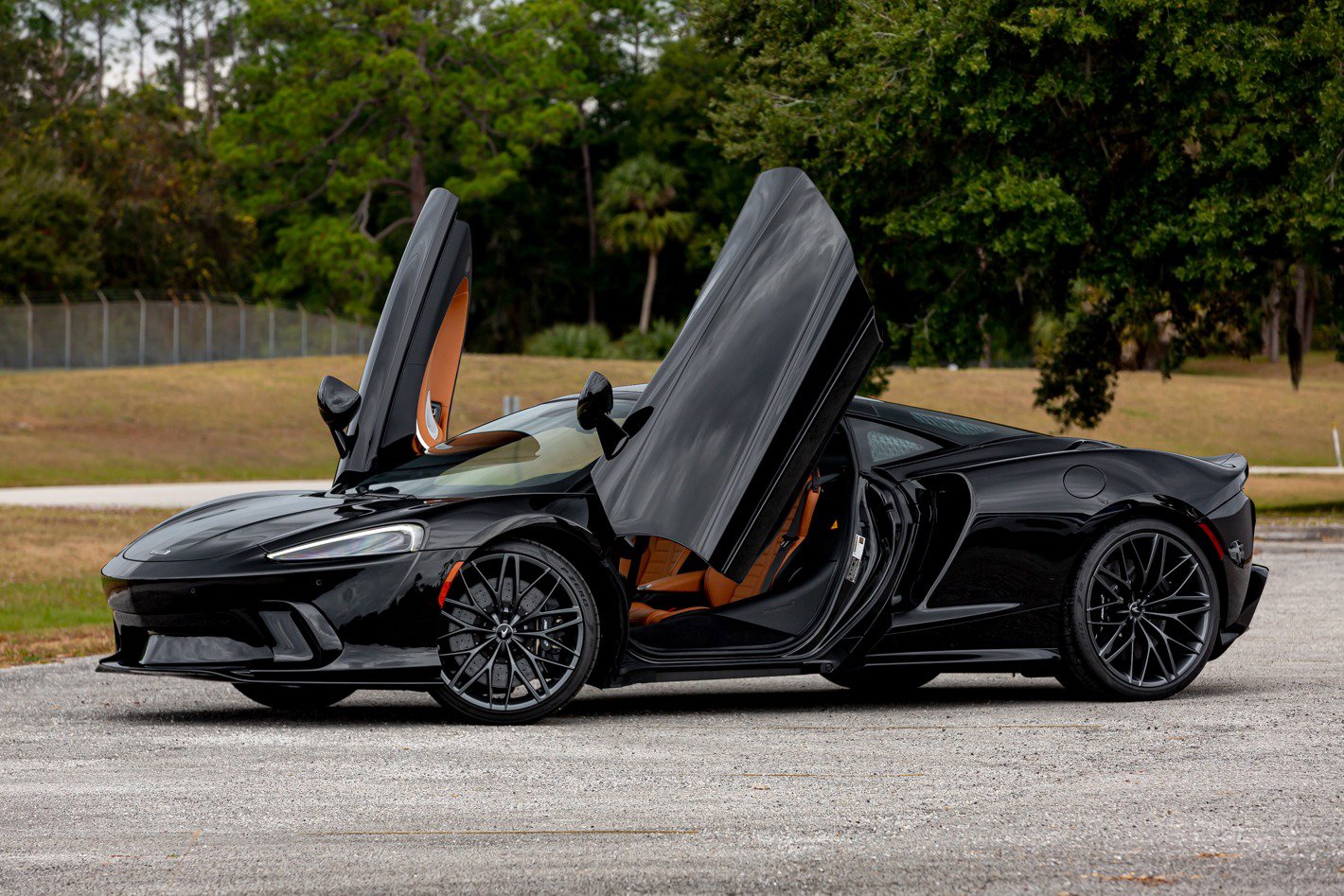 Used 2025 McLaren GTS image 22