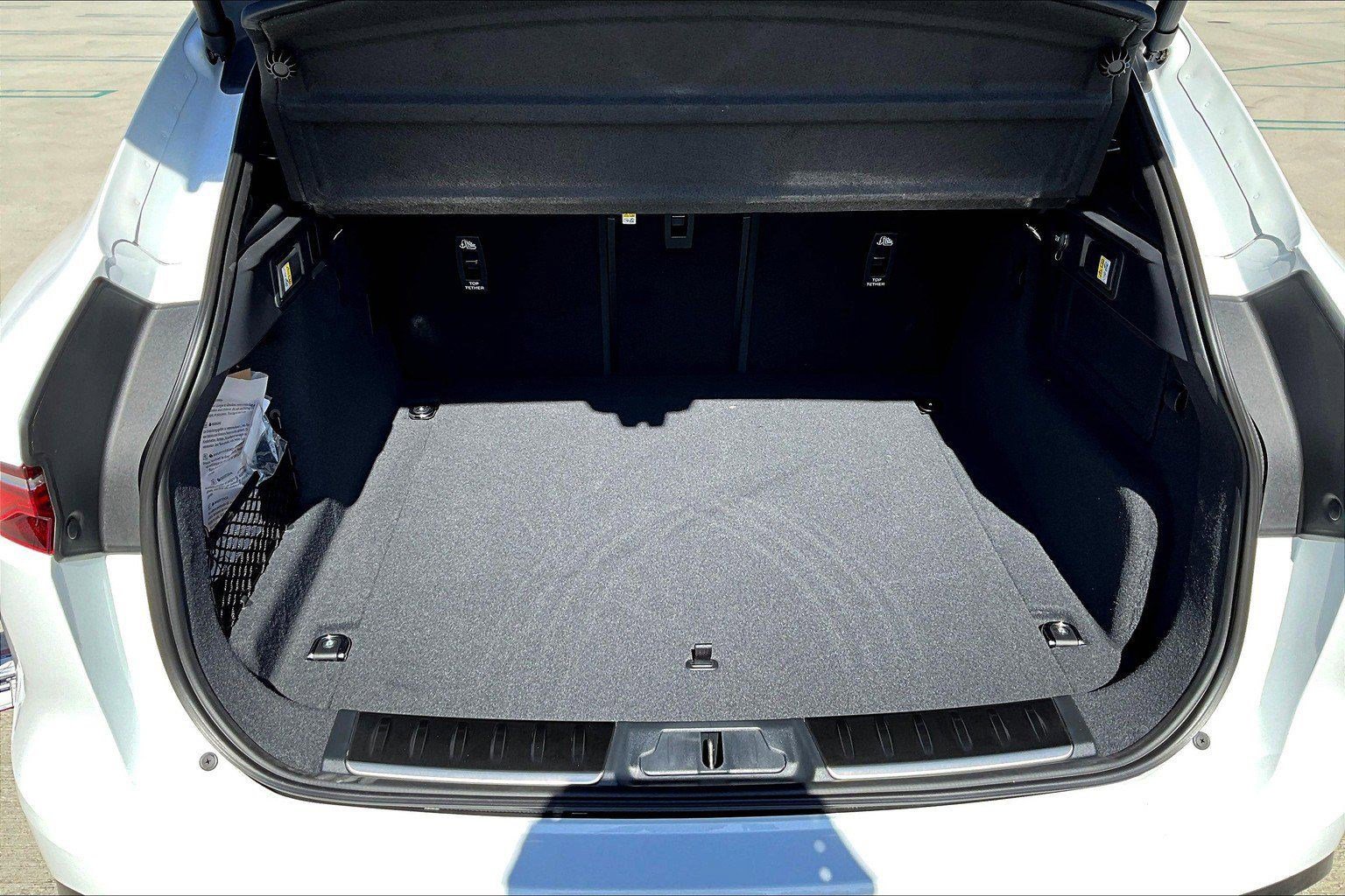 New 2026 Jaguar F-PACE R-Dynamic S image 12