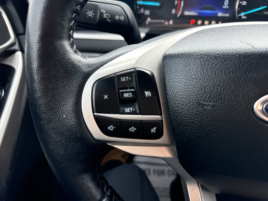 Used 2023 Ford Explorer XLT w/ Equipment Group 202A image 39