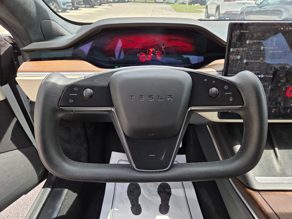 Used 2023 Tesla Model S image 25