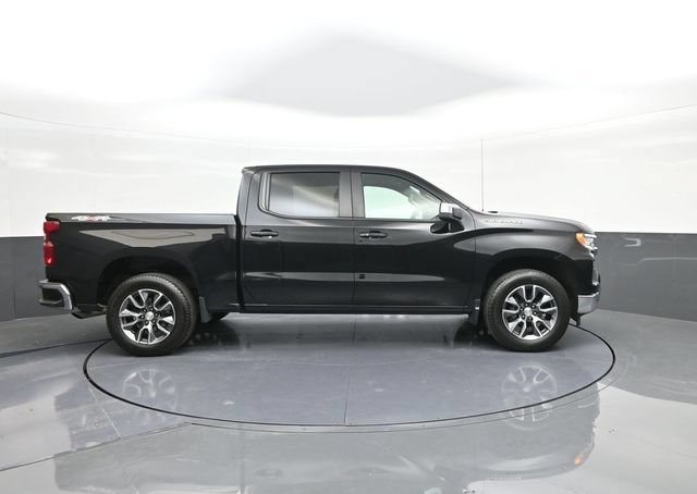 Used 2023 Chevrolet Silverado 1500 LT AWD/4WD image 24