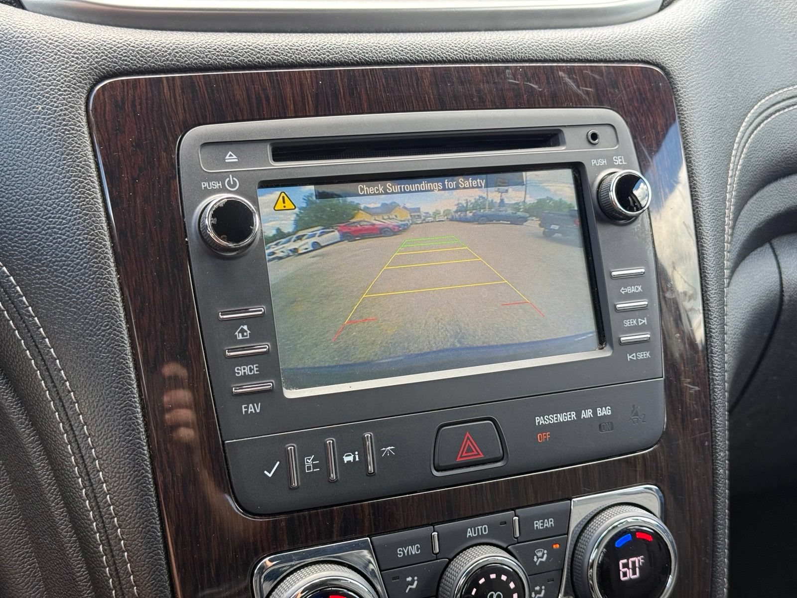 Used 2016 Chevrolet Traverse LT AWD/4WD image 22