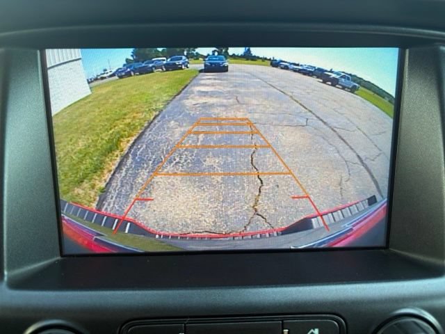 Used 2017 Chevrolet Colorado Z71 AWD/4WD image 5