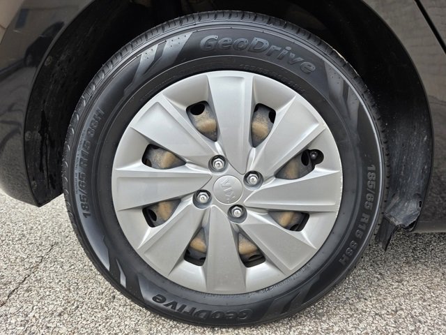 Used 2020 Kia Rio S image 24