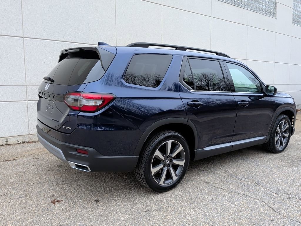 Certified 2023 Honda Pilot Elite image 7