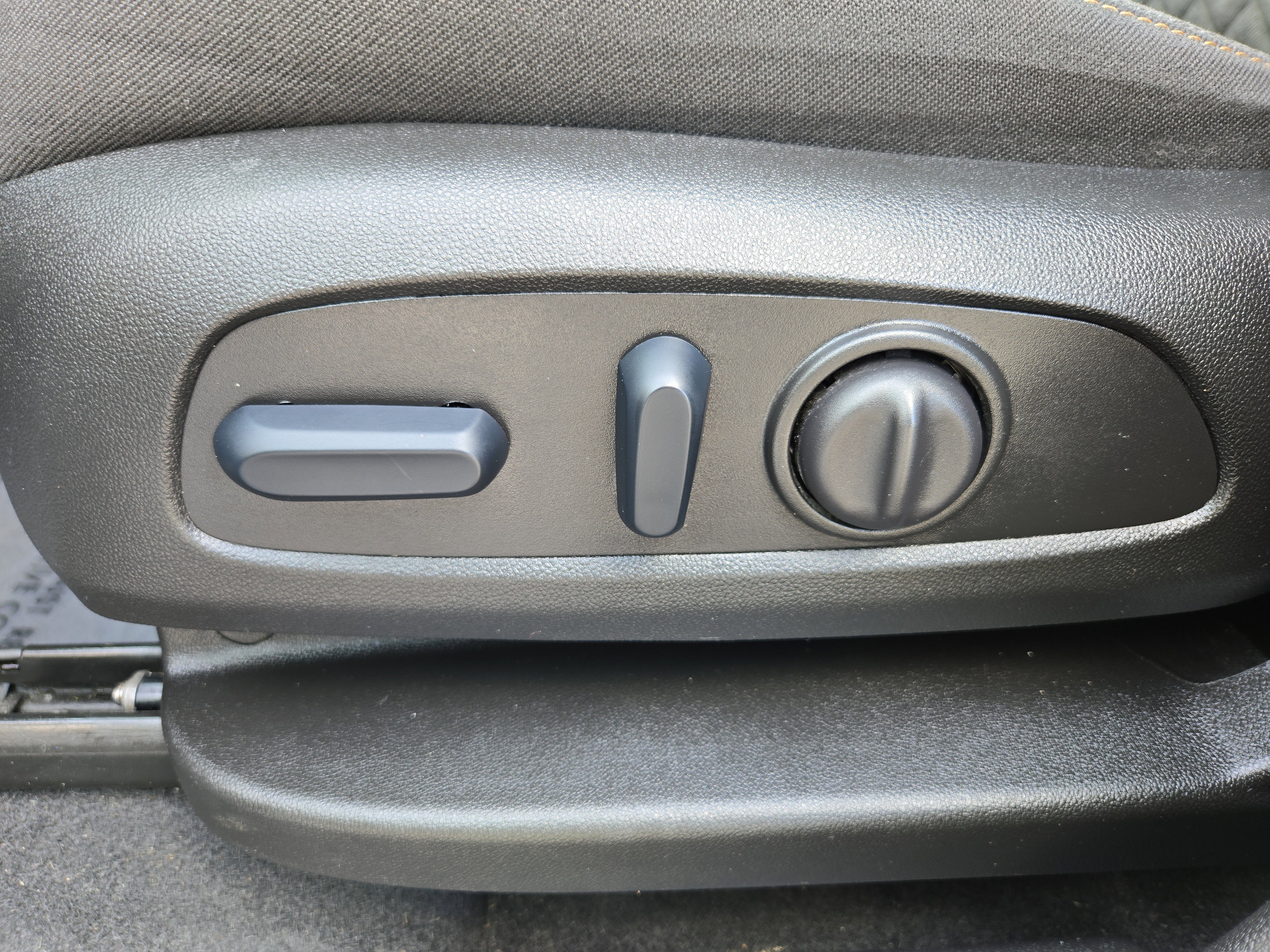 Used 2024 Chevrolet Equinox LT image 14