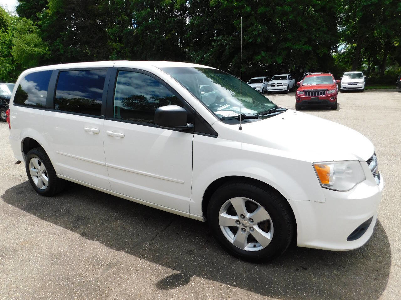 Used 2013 Dodge Grand Caravan SE image 6