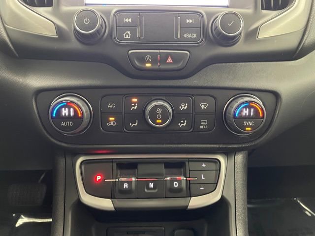 Certified 2022 GMC Terrain SLE w/ Driver Convenience Package image 7