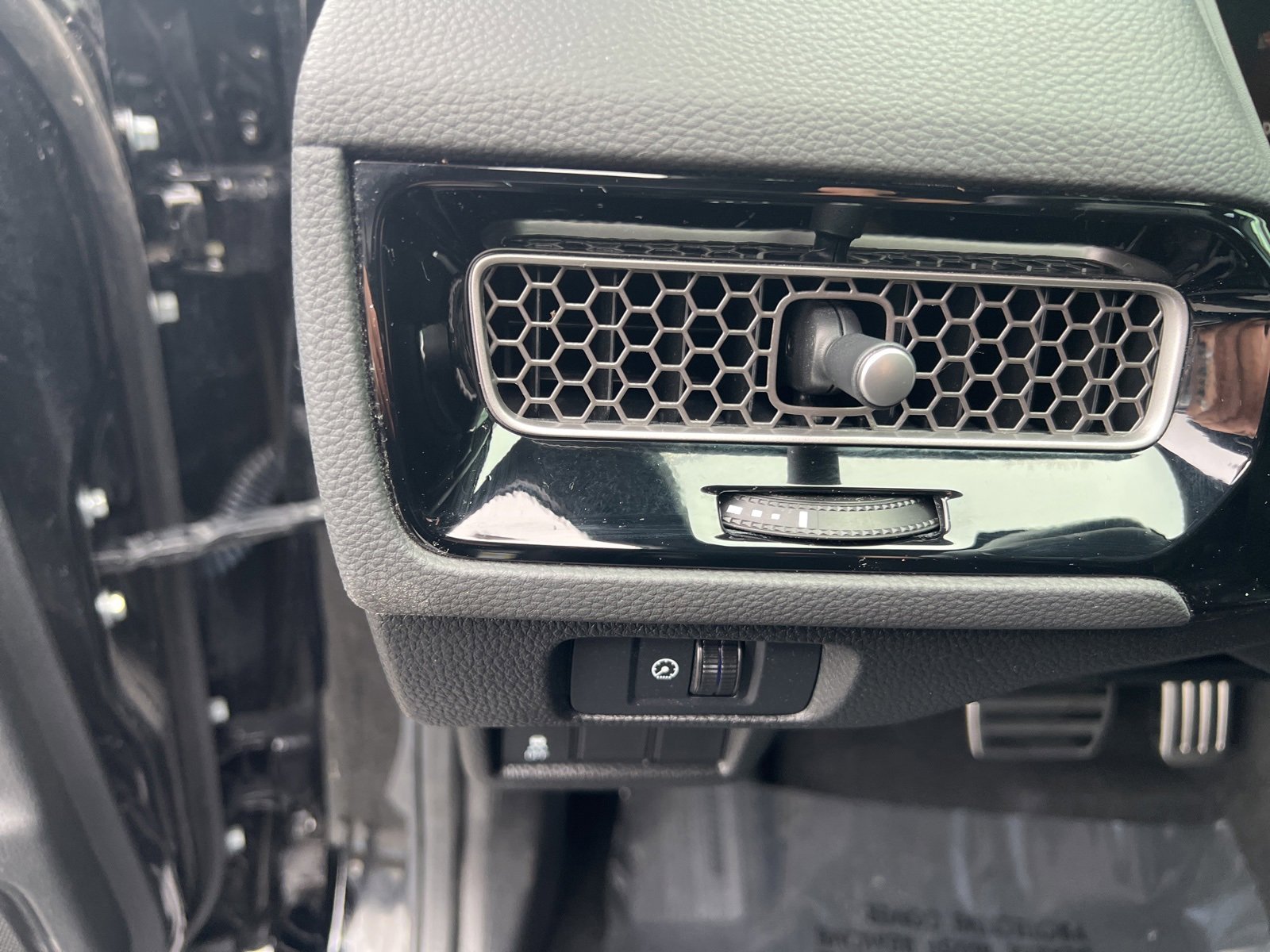 Used 2023 Honda Civic Sport image 13