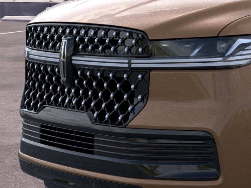 New 2026 Lincoln Navigator Black Label AWD/4WD image 17