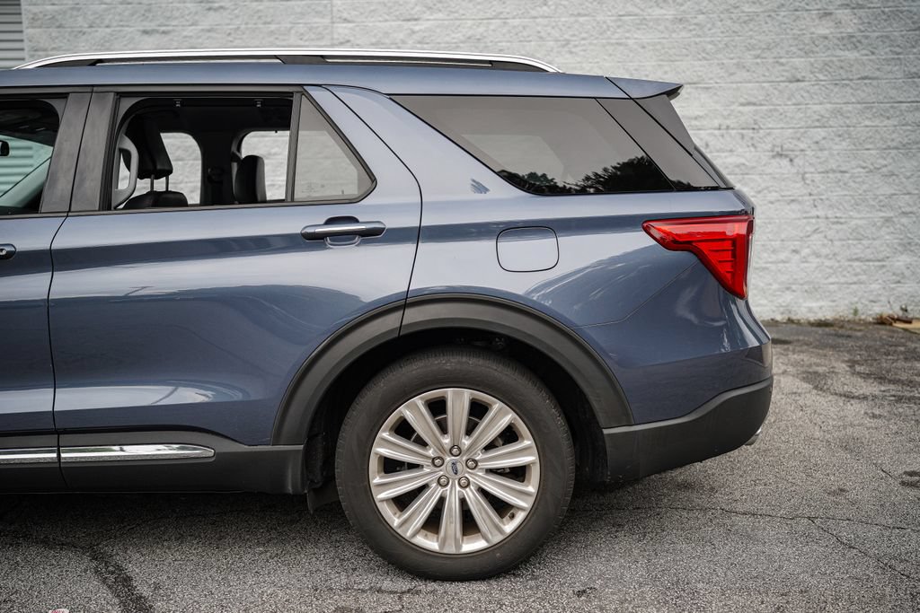 Used 2021 Ford Explorer Limited w/ Equipment Group 301A RWD image 11