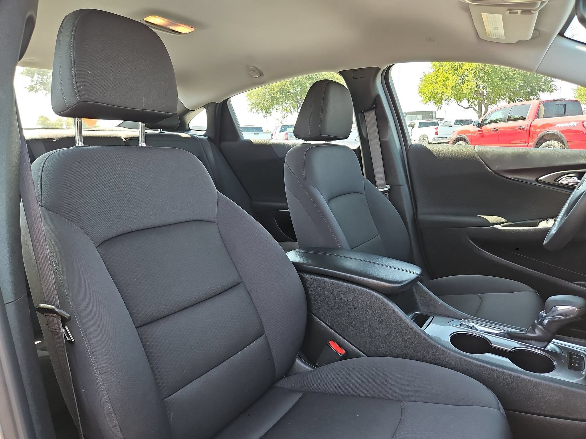 Used 2024 Chevrolet Malibu LT FWD image 30