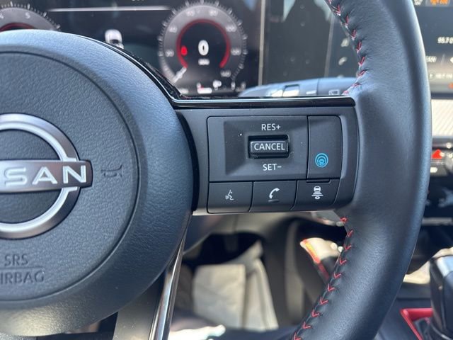 Used 2025 Nissan Kicks SR image 23