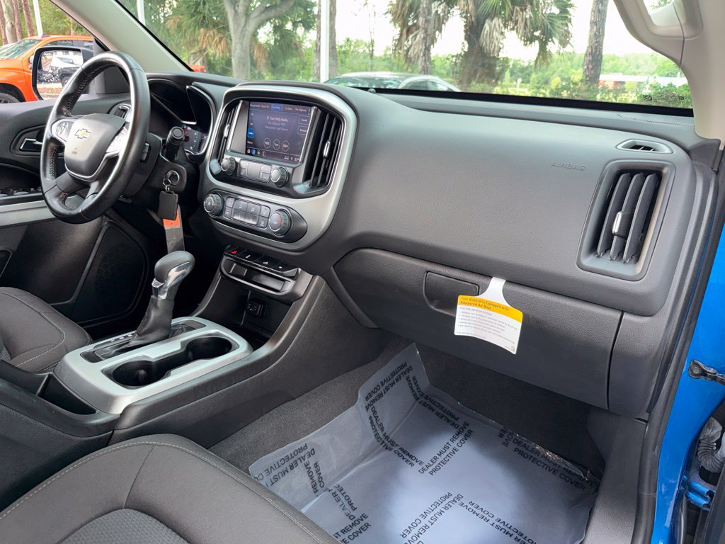 Used 2022 Chevrolet Colorado LT w/ LT Convenience Package AWD/4WD image 21