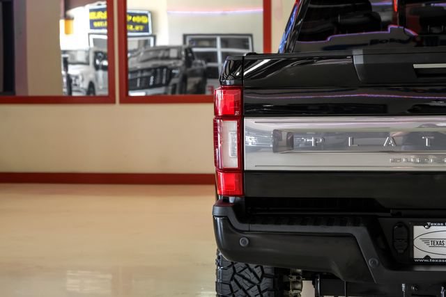 Used 2020 Ford F250 Platinum w/ FX4 Off-Road Package AWD/4WD image 47