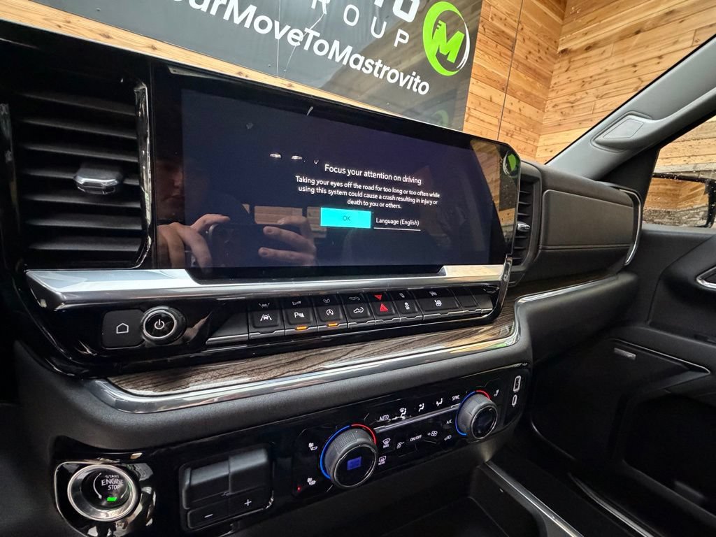 Used 2023 Chevrolet Silverado 1500 RST w/ Convenience Package II AWD/4WD image 10