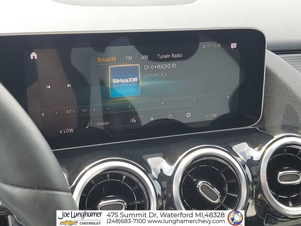 Used 2021 Mercedes-Benz GLA 250 4MATIC image 13