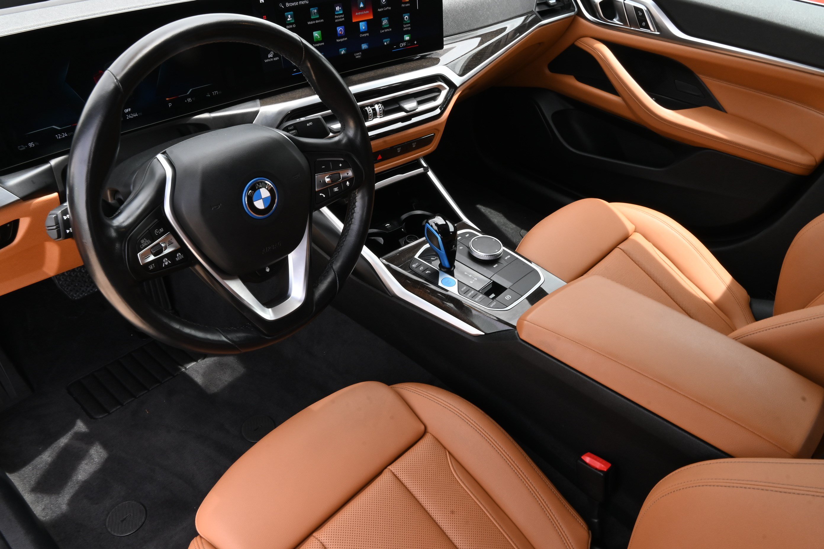 Certified 2023 BMW i4 eDrive35 RWD image 14