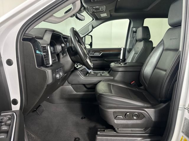 Used 2024 GMC Sierra 2500 Denali w/ Technology Package image 11
