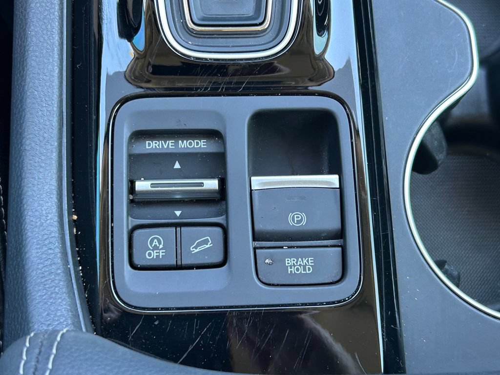 Used 2024 Honda Pilot Touring image 31