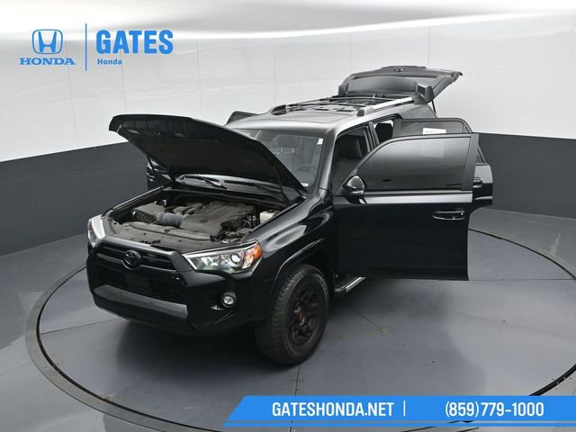 Used 2024 Toyota 4Runner SR5 Premium w/ Moonroof Package AWD/4WD image 53