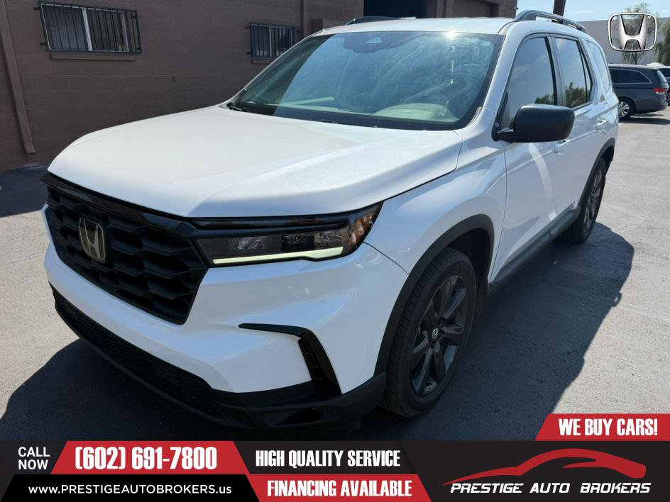 Used 2023 Honda Pilot Sport image 2