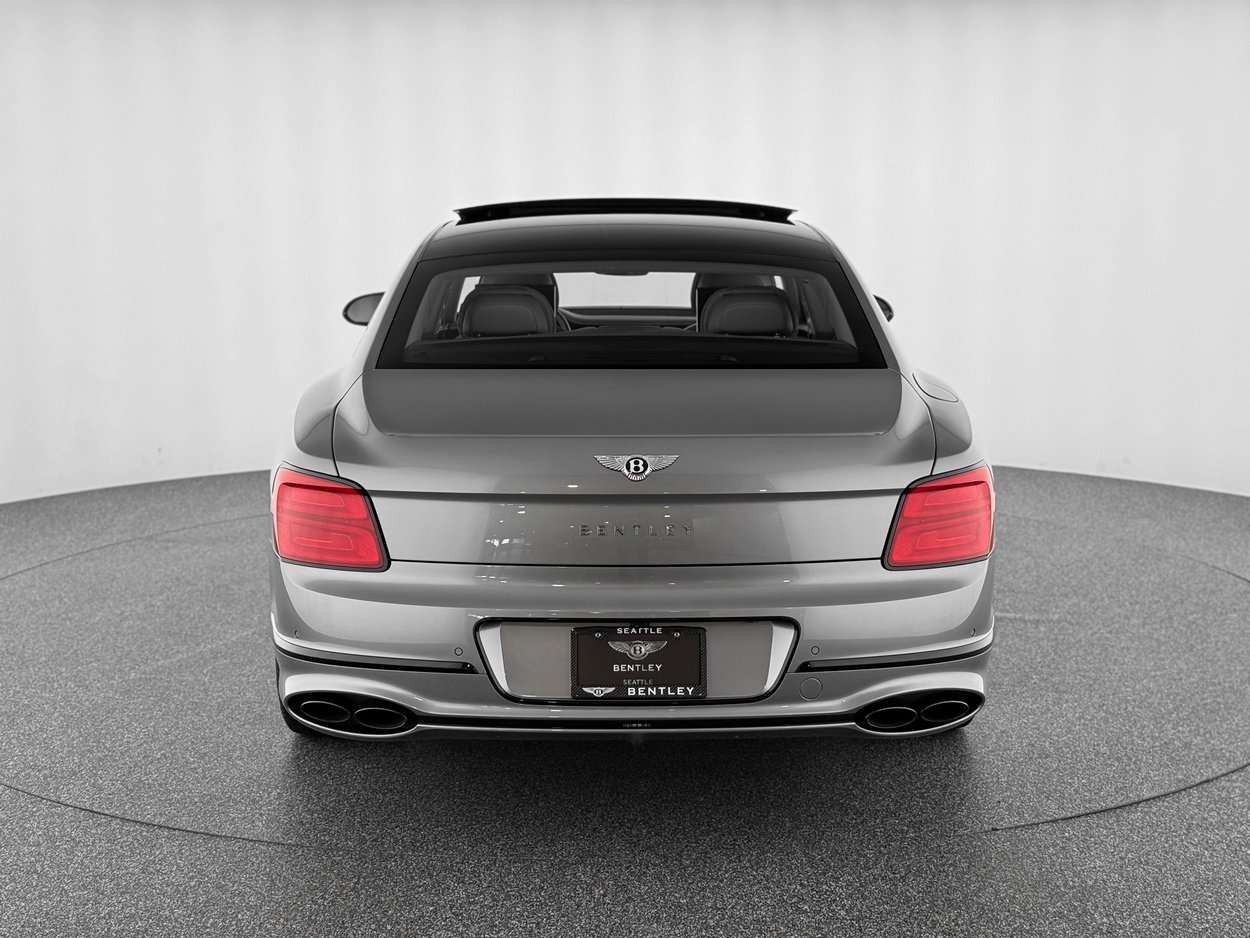 Used 2023 Bentley Flying Spur Azure image 7