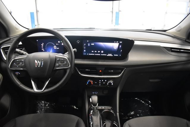 Used 2025 Buick Encore GX Preferred AWD/4WD image 5