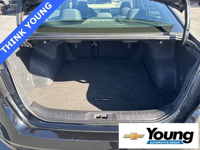 Used 2024 Nissan Altima 2.5 SV image 10