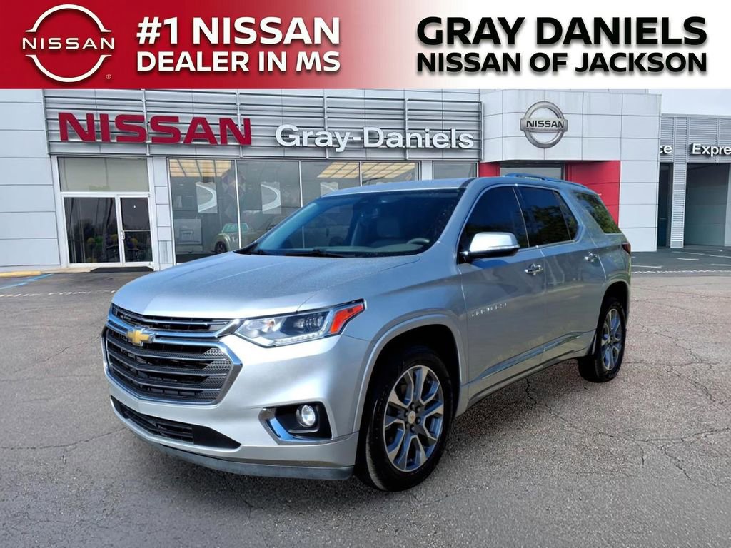 Used 2019 Chevrolet Traverse Premier w/ Driver Confidence II Package image 3